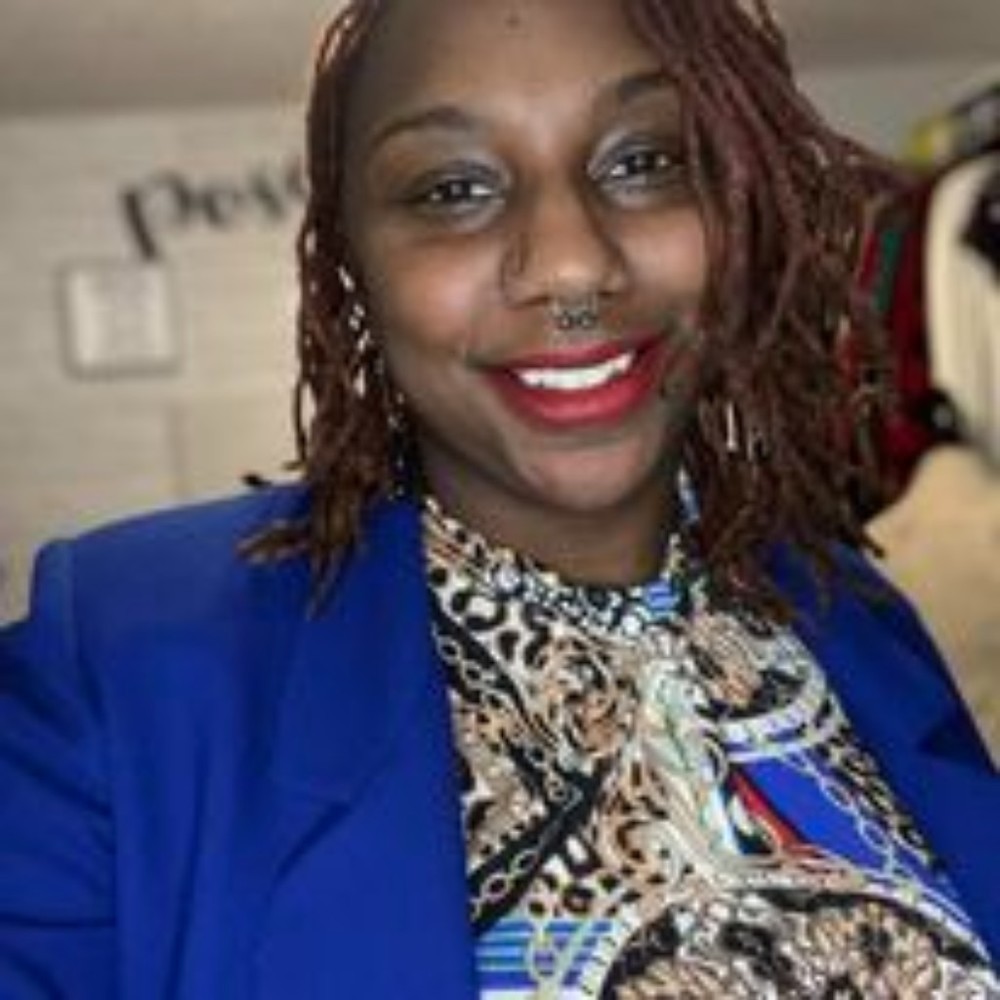 Meet your Posher, Amber